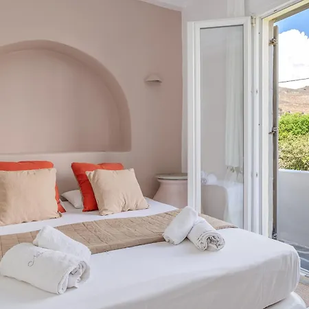 Aparthotel Ninemia Tinos Grand 204 3*