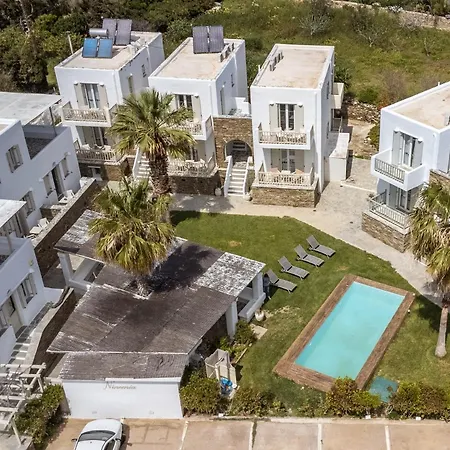 Ninemia Tinos Grand 204 Κιόνια